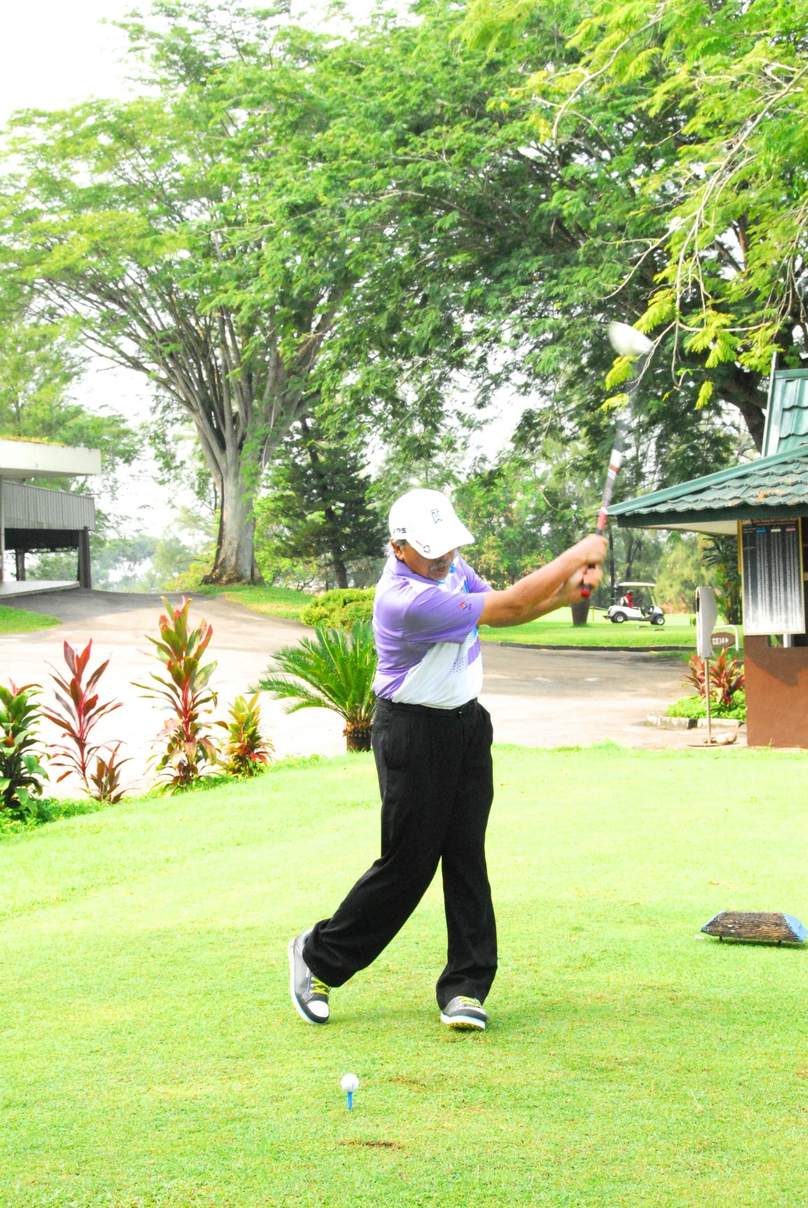 PRO15 157 GOLF DSC 0327.JPG